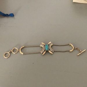 NWOT Chloe and Isabel Capri Bracelet